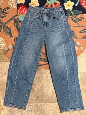 Old Navy High Rise Barrel Jeans